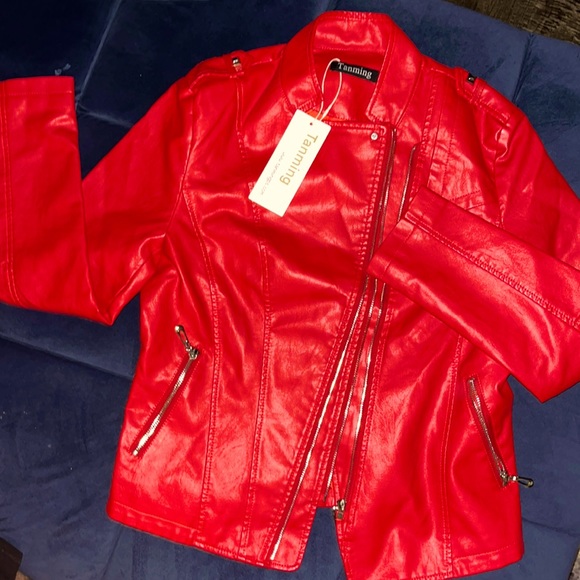Red leather jacket - Picture 1 of 1